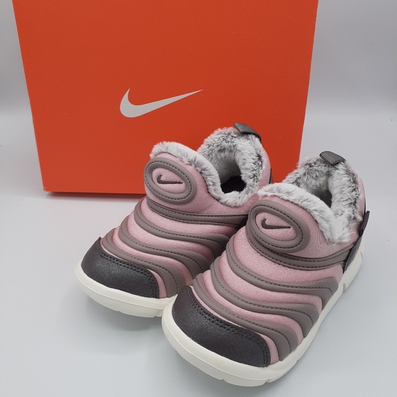 NIB NIKE DYNAMO FREE SE TODDLERS GIRLS SHOES SIZE 10C SHOES - Picture 9 of 9